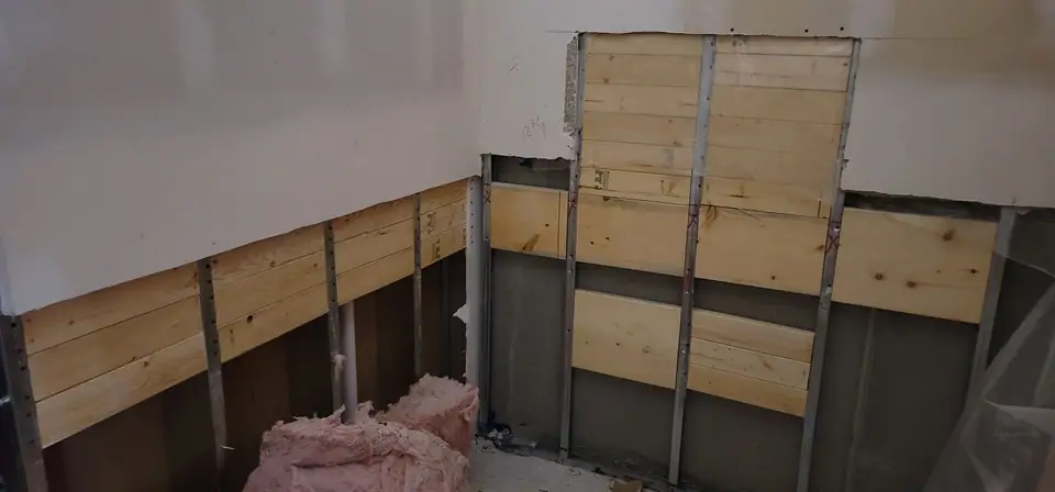 Wall framing, blocking and drywall, photo 7 of 9 (in progress)