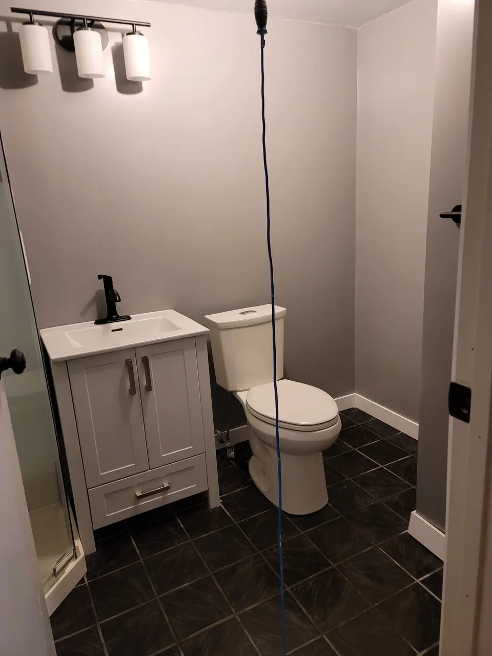 Bathroom renovations, photo 7 of 11 (finished)