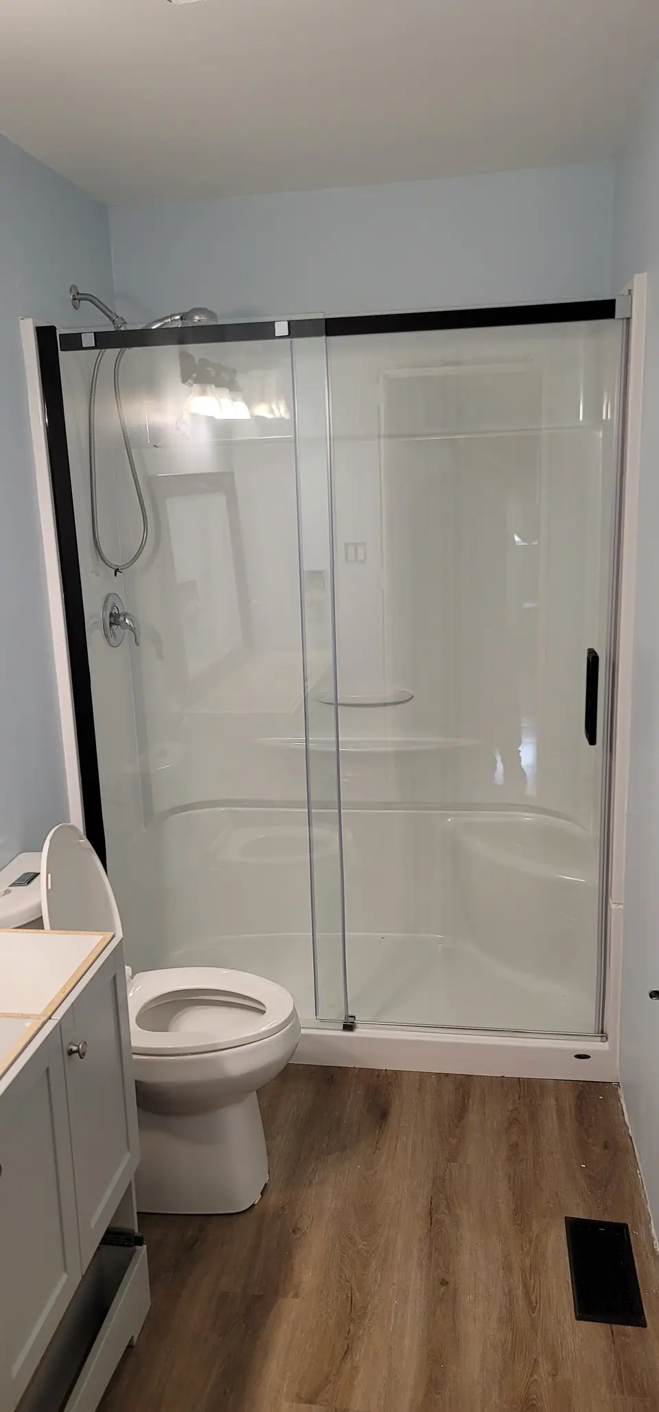 Bathroom renovations, photo 8 of 11 (finished)