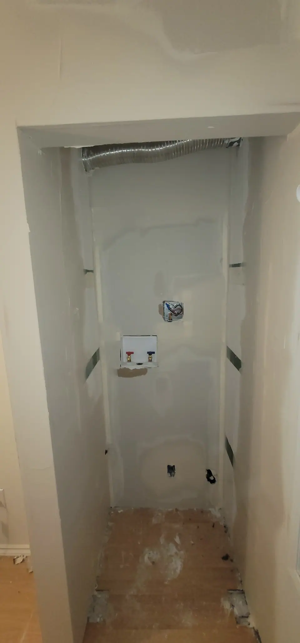 Basement suite: demolition, plumbing and drywall, photo 7 of 29 (in progress)
